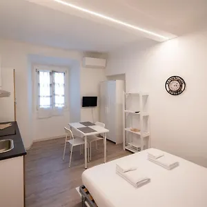 Appartamento Loft Moderno In Porta Venezia, Milano