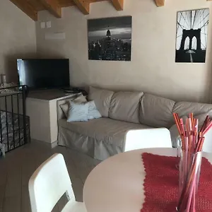 mansarda-5-terre.hotelitalianriviera.com/